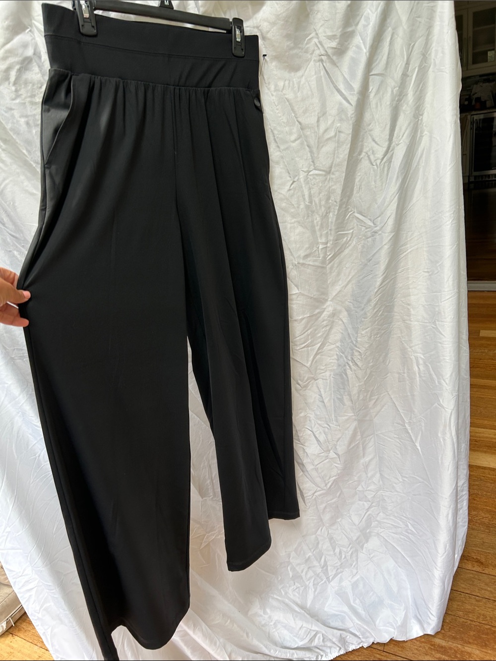 NWT! T by Talbots Athletic Wide-Leg Pull-On Pants